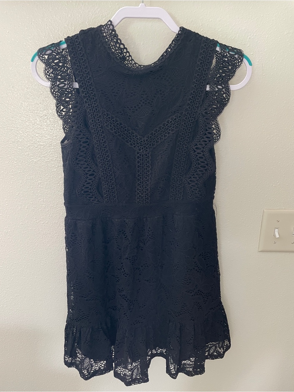 Sleeveless Black Lace Mini Dress - Elegant Crochet Detail